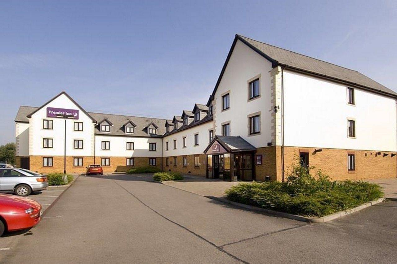 Premier Inn Gloucester Exterior photo