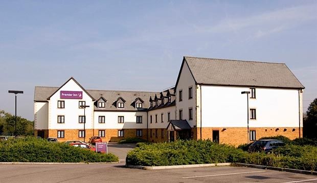Premier Inn Gloucester Exterior photo